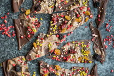 DIY Vegan Chocolate Bark - the perfect festive gift!