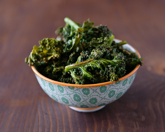 Cinnamon Sugar Kale Chips from www.healthygreenkitchen.com