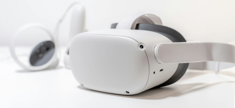 A white VR headset